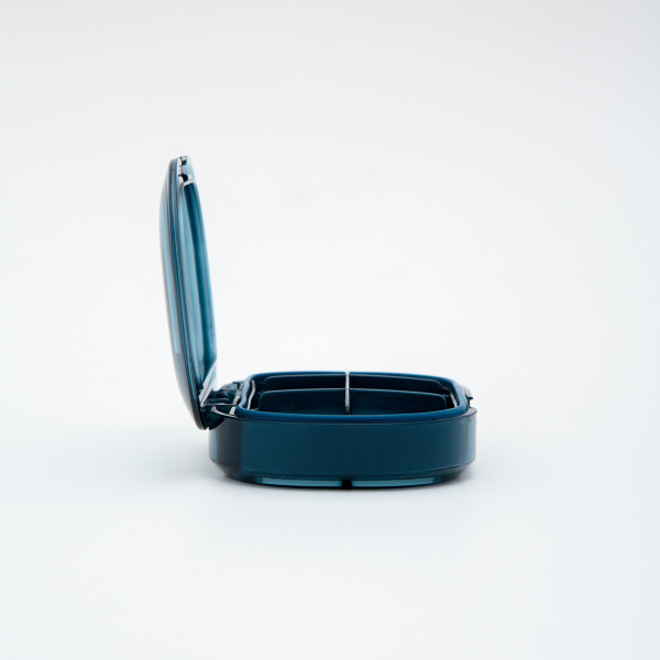 Таблетница (органайзер для таблеток, 6 отделений)  WellMe синяя1 шт.