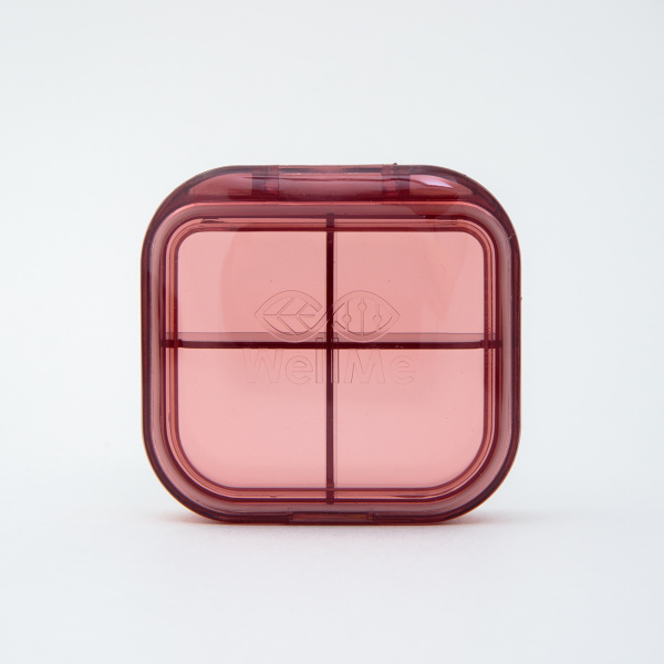 Таблетница (органайзер для таблеток, 4 отделения) WellMe розовая 1 шт.